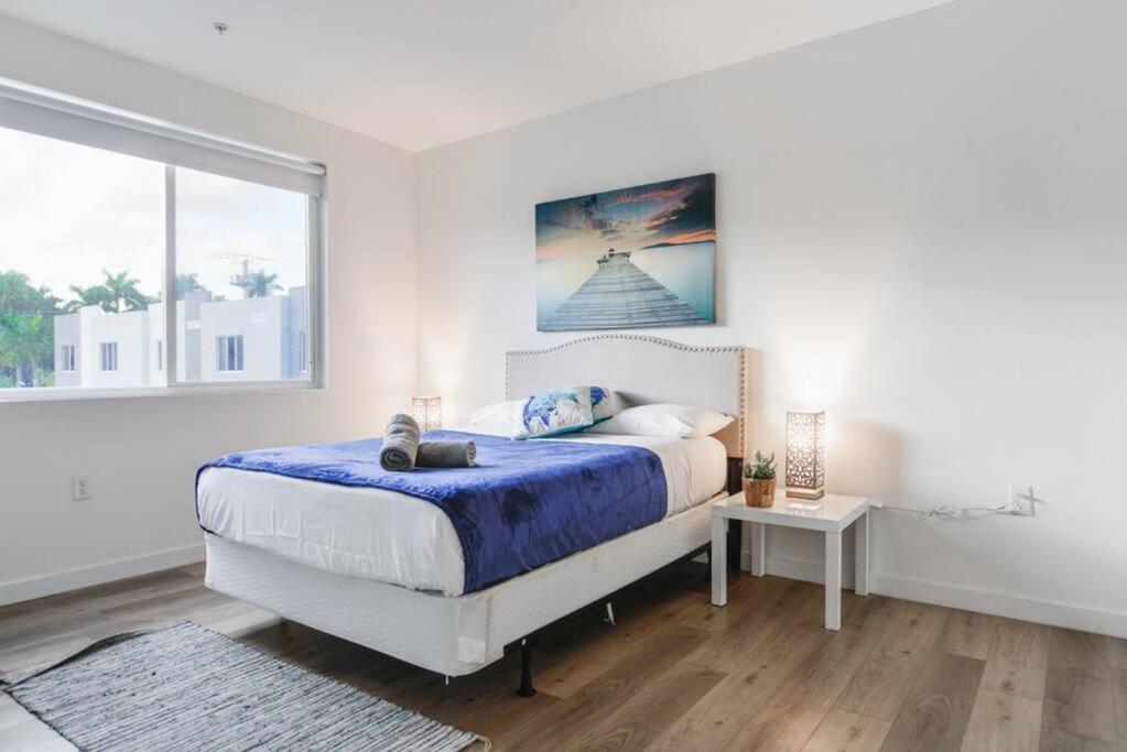 Villa Amazing Town House 15 Min From The Beach Wfree Parking Miami Exterior foto